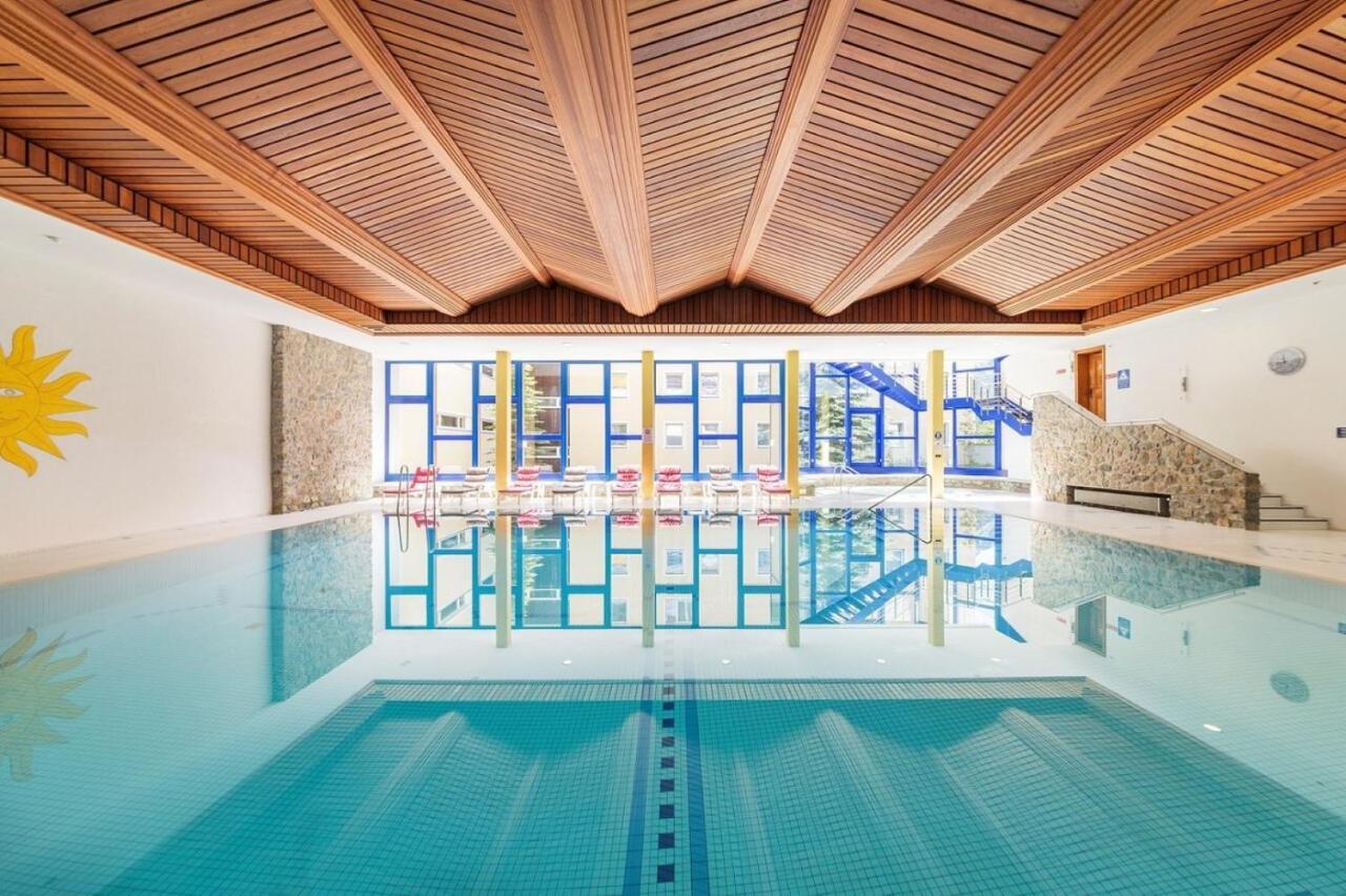42M2 Alpenschick Mit Balkon, Ausblick, Pool - E405 Lägenhet St. Moritz Exteriör bild